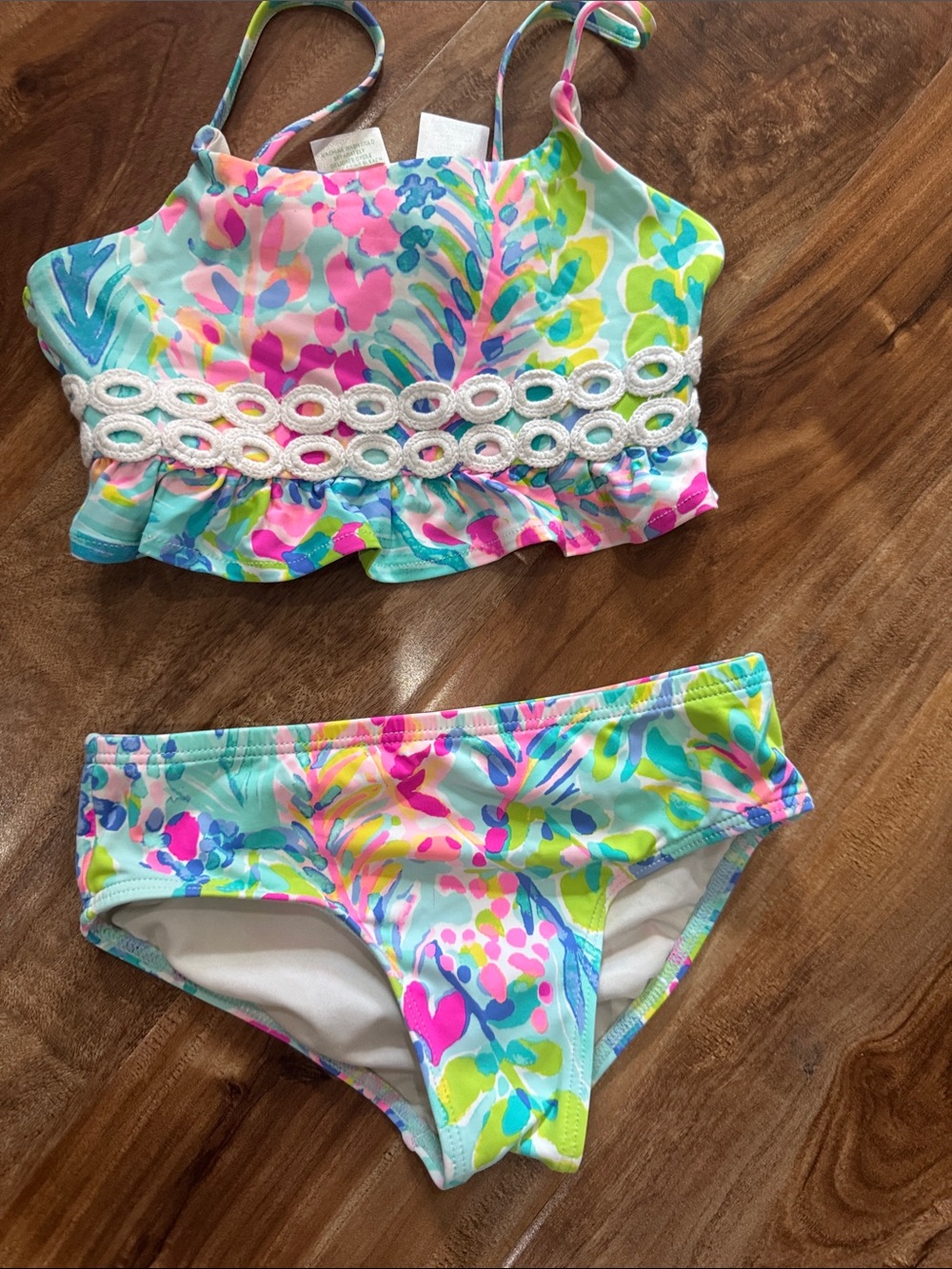 Lilly Pulitzer catch the wave Two-Piece Bikini Set size 4 like new